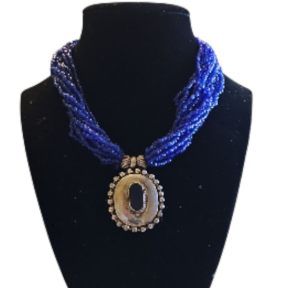 Blue Beaded Necklace w/Silver Pendant - Picture 2 of 4